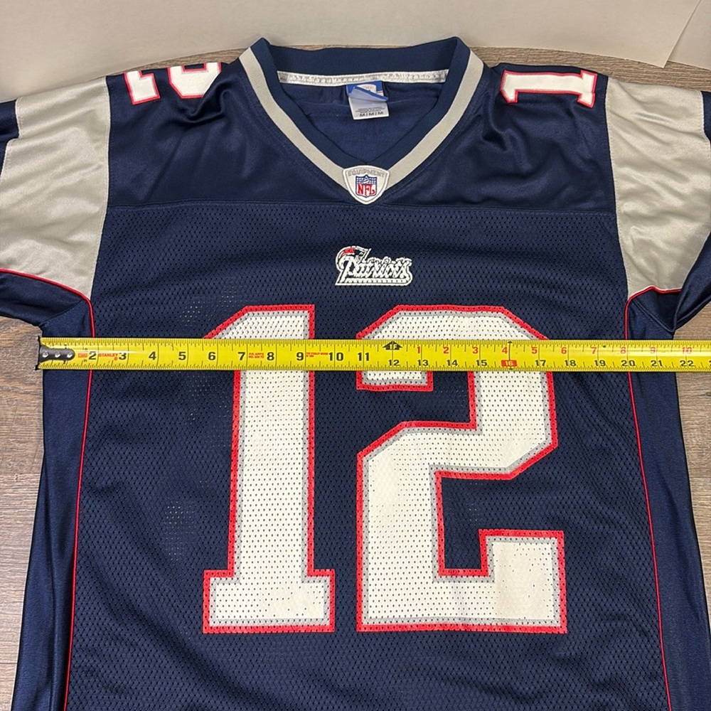 Reebok New England Patriots Tom Brady #12 Jersey Size Medium - Picture 5 of 7